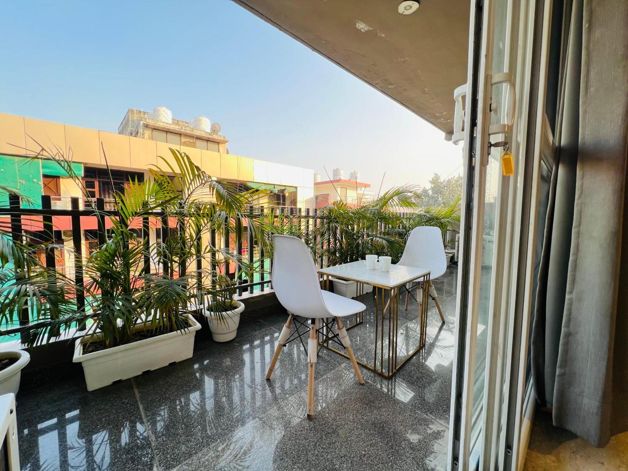 Bedchambers Serviced Apartments, Ardee City Gurgáon Kültér fotó