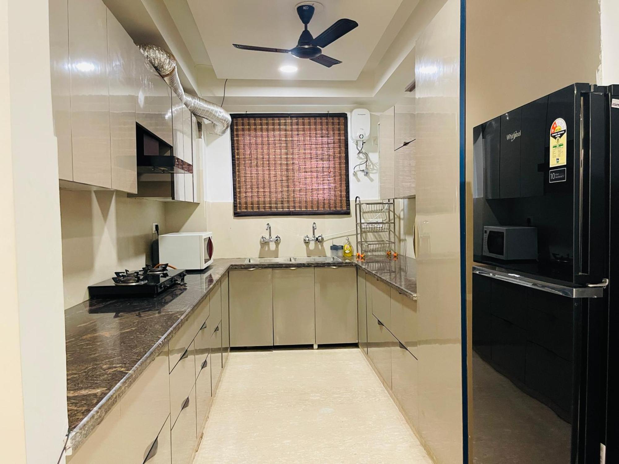 Bedchambers Serviced Apartments, Ardee City Gurgáon Kültér fotó