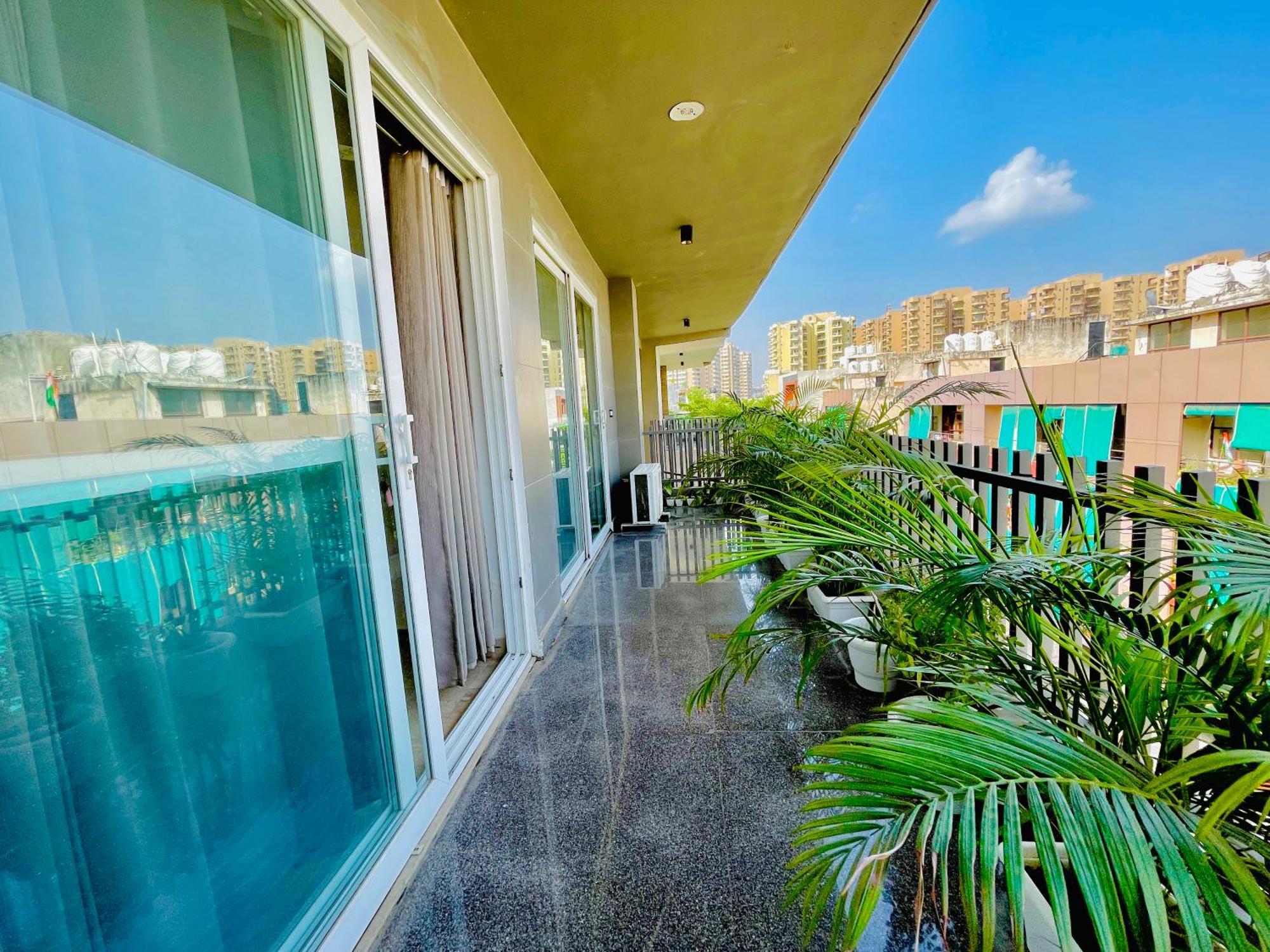 Bedchambers Serviced Apartments, Ardee City Gurgáon Kültér fotó